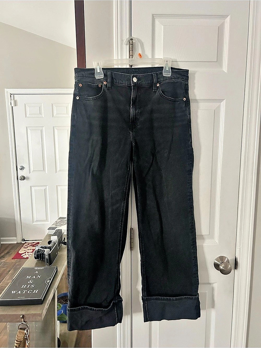 American Eagle Regular Straight Leg Jeans in Black Waist 10